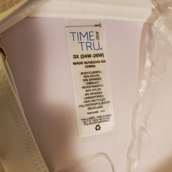 Time and Tru White two piece bathing suit. 2x bottoms/ 3x top.   NWT. - Picture 11 of 12